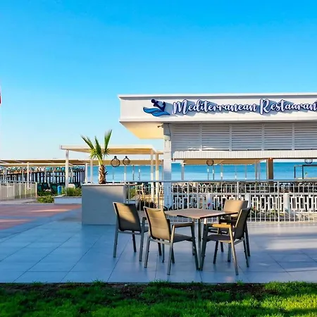Crystal Centro - Ultimate Üdülőközpont 5*